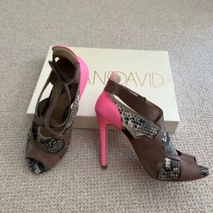 Joan & David Hot Pink Accent Heels
